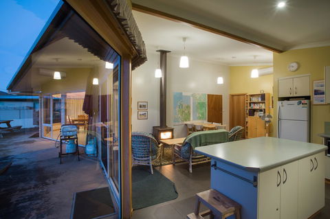 Arthur Riverfront And Sea Lodge Downstream - Great Ocean Road Tourism 8
