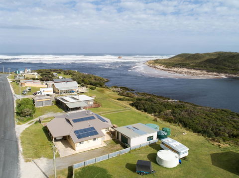 Arthur Riverfront And Sea Lodge Downstream - Great Ocean Road Tourism 2