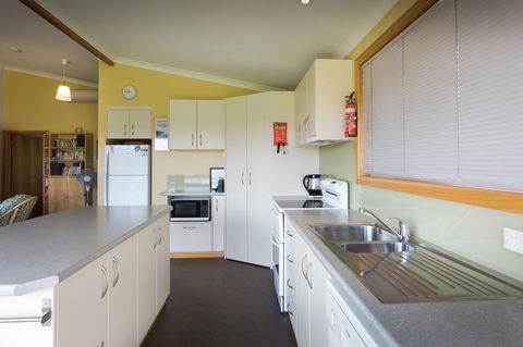 Arthur Riverfront And Sea Lodge Downstream - Great Ocean Road Tourism 10