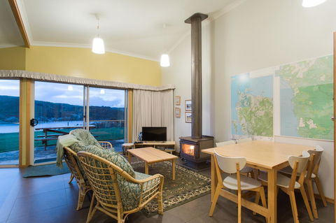 Arthur Riverfront And Sea Lodge Downstream - Great Ocean Road Tourism 5