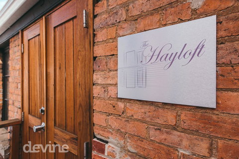 Devine Stays - Hayloft On ELizabeth - Great Ocean Road Tourism 7