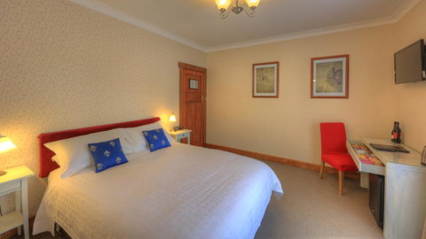 Ashdowns Of Dover - Great Ocean Road Tourism 6