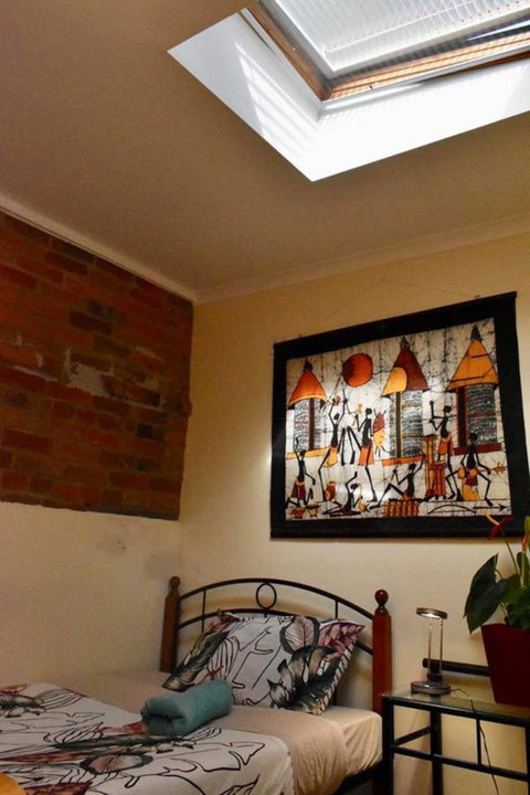 Hobart's Accommodation & Hostel - Great Ocean Road Tourism 10