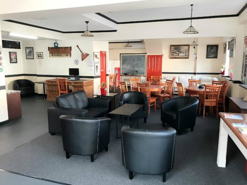 Hobart's Accommodation & Hostel - Great Ocean Road Tourism 38