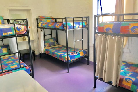 Hobart's Accommodation & Hostel - Great Ocean Road Tourism 33