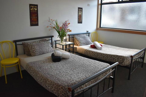 Hobart's Accommodation & Hostel - Great Ocean Road Tourism 23
