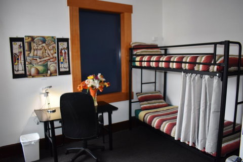 Hobart's Accommodation & Hostel - Great Ocean Road Tourism 34