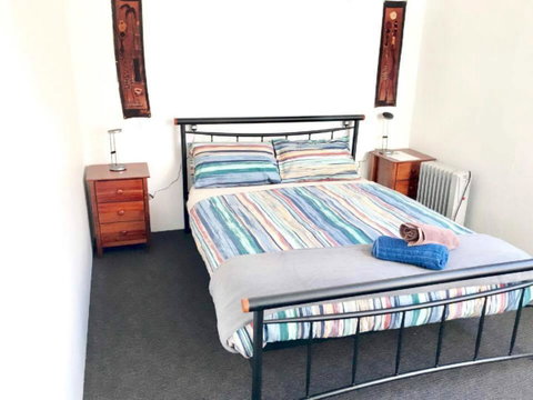 Hobart's Accommodation & Hostel - Great Ocean Road Tourism 43