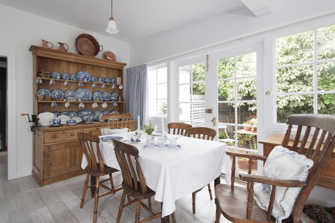 White Dove Cottage Bed And Breakfast - Great Ocean Road Tourism 5