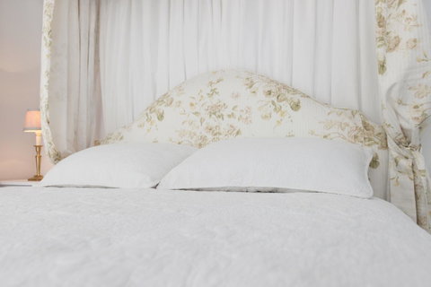 White Dove Cottage Bed And Breakfast - Great Ocean Road Tourism 3