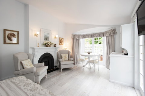 White Dove Cottage Bed And Breakfast - Great Ocean Road Tourism 2
