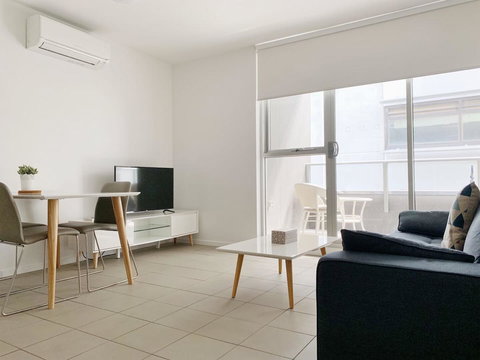 Poplar Box Hill Apartment - Great Ocean Road Tourism 6