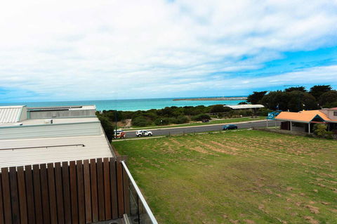 The Apollo - Great Ocean Road Tourism 15