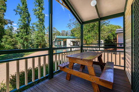 Bright Riverside Holiday Park - Great Ocean Road Tourism 14