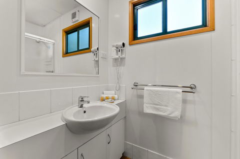 Bright Riverside Holiday Park - Great Ocean Road Tourism 20