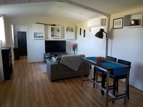 Romsey Homestay - Great Ocean Road Tourism 1