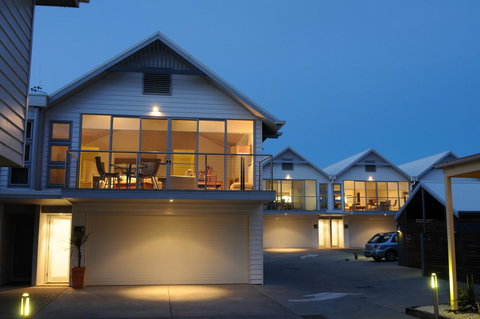 The Victoria Apartments - Great Ocean Road Tourism 3