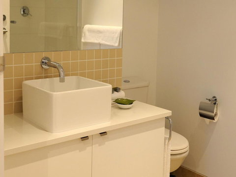 The Victoria Apartments - Great Ocean Road Tourism 16