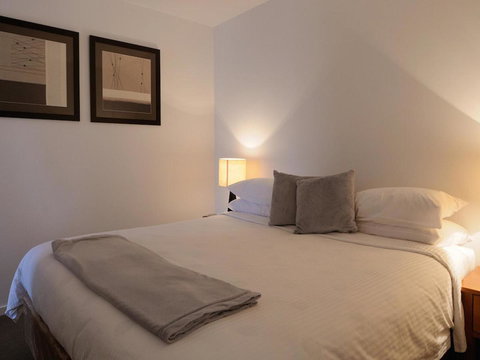 The Victoria Apartments - Great Ocean Road Tourism 34