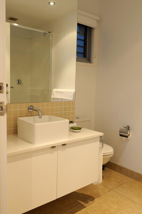 The Victoria Apartments - Great Ocean Road Tourism 4