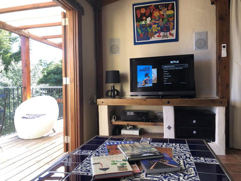 Villa Mallorca - Great Ocean Road Tourism 8