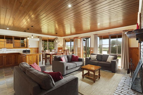 Apollo Bay Cottages - Great Ocean Road Tourism 2