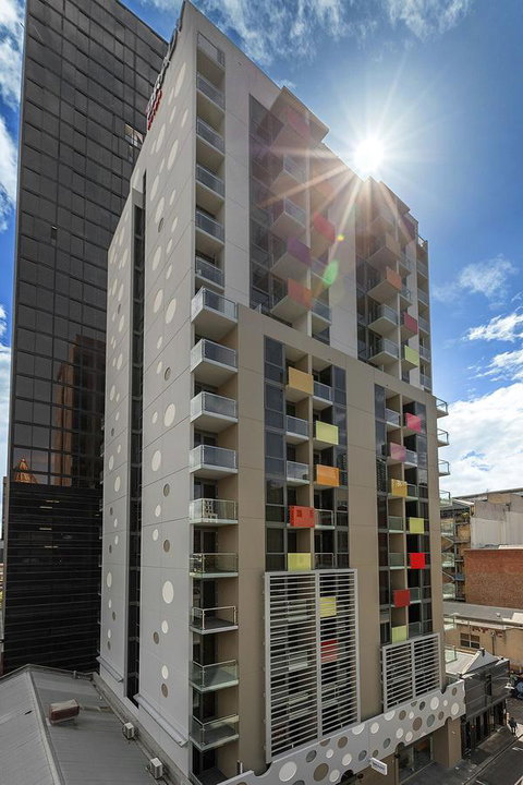 Brady Hotels Central Melbourne - Great Ocean Road Tourism 43