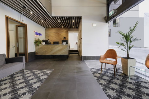 Brady Hotels Central Melbourne - Great Ocean Road Tourism 11