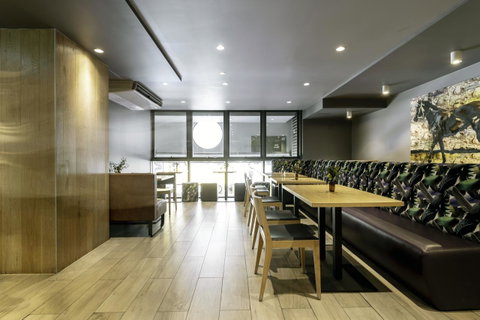 Brady Hotels Central Melbourne - Great Ocean Road Tourism 14