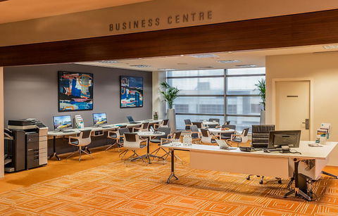 PARKROYAL Melbourne Airport - Great Ocean Road Tourism 5