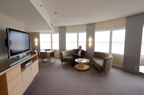 PARKROYAL Melbourne Airport - Great Ocean Road Tourism 27