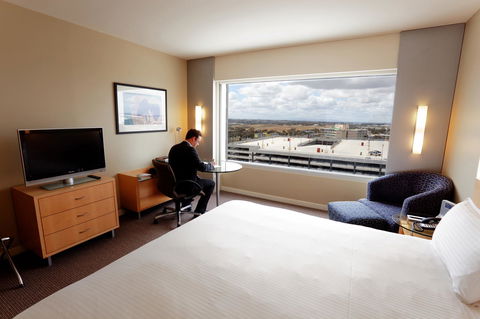 PARKROYAL Melbourne Airport - Great Ocean Road Tourism 31