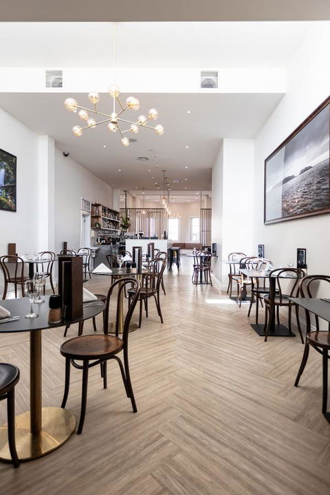 Deep Blue Hotel & Hot Springs - Great Ocean Road Tourism 4