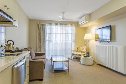 Deep Blue Hotel & Hot Springs - Great Ocean Road Tourism 42