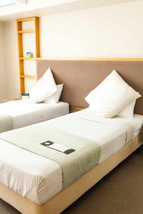 Deep Blue Hotel & Hot Springs - Great Ocean Road Tourism 17