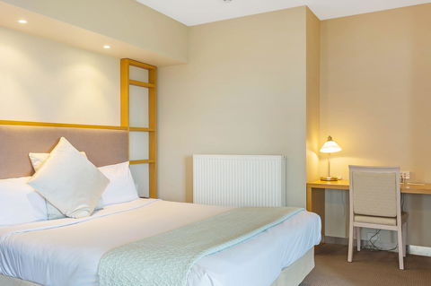 Deep Blue Hotel & Hot Springs - Great Ocean Road Tourism 36