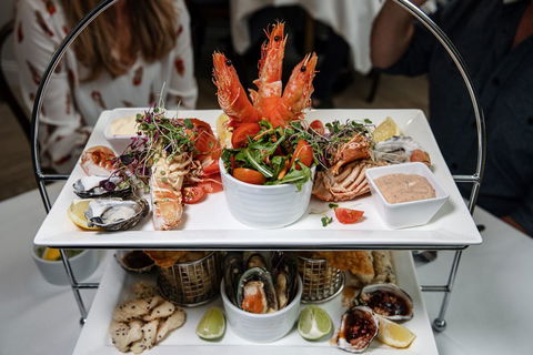 Deep Blue Hotel & Hot Springs - Great Ocean Road Tourism 1