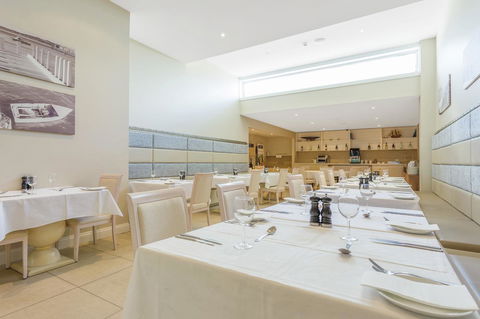 Deep Blue Hotel & Hot Springs - Great Ocean Road Tourism 16