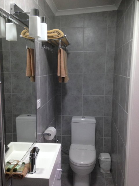 Beachcomber Motel & Apartments - Great Ocean Road Tourism 32