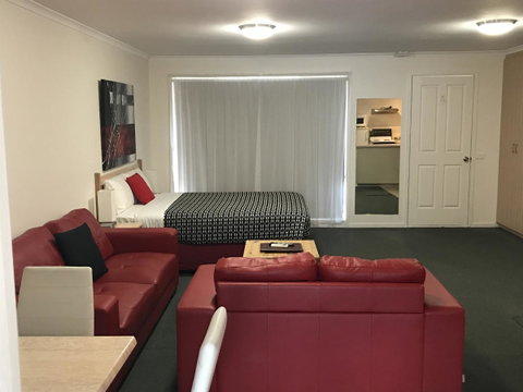 Beachcomber Motel & Apartments - Great Ocean Road Tourism 12