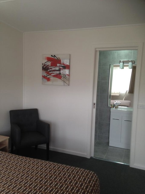 Beachcomber Motel & Apartments - Great Ocean Road Tourism 25