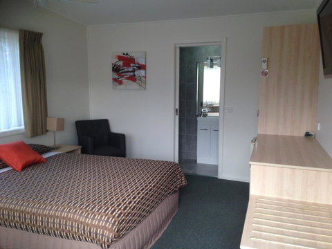 Beachcomber Motel & Apartments - Great Ocean Road Tourism 30