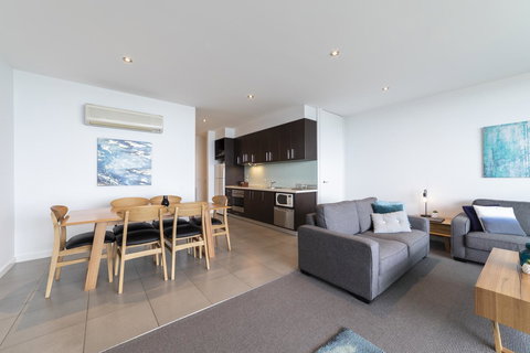 The Dolphin Apartments - Great Ocean Road Tourism 21