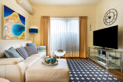 Nautique Beach House - Great Ocean Road Tourism 3