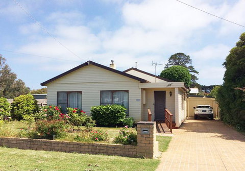 Nautique Beach House - Great Ocean Road Tourism 21