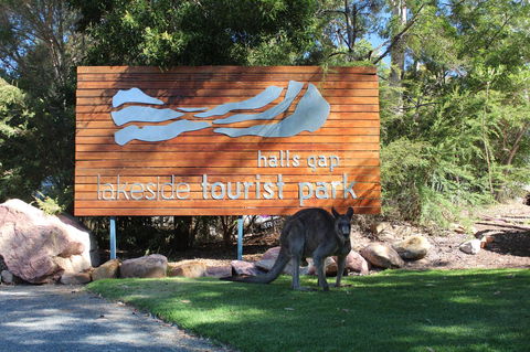 Halls Gap Lakeside Tourist Park - Great Ocean Road Tourism 3