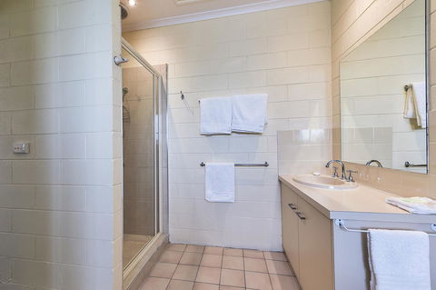 Allambi Holiday Apartments - Great Ocean Road Tourism 28