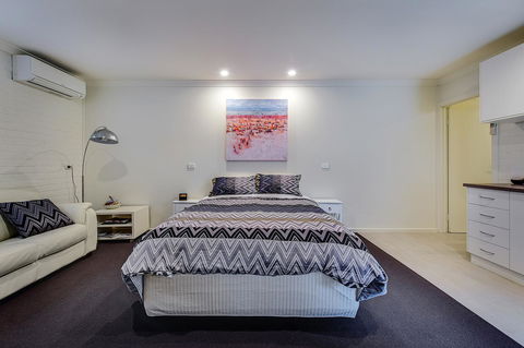 Allambi Holiday Apartments - Great Ocean Road Tourism 42