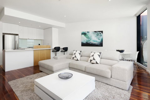 Melbourne Holiday Apartments Flinders Wharf - Great Ocean Road Tourism 35