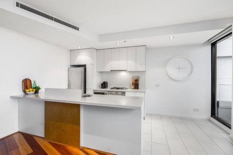 Melbourne Holiday Apartments Flinders Wharf - Great Ocean Road Tourism 7